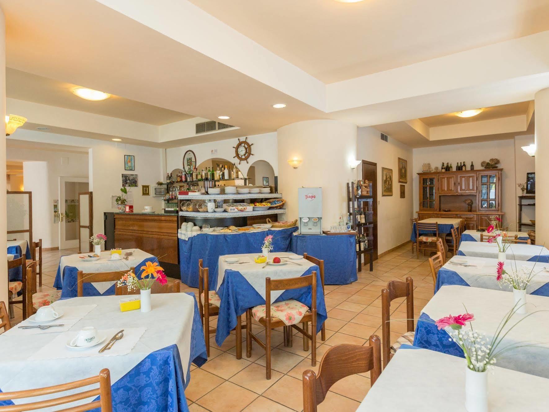 Hotel Gambrinus Abbadia San Salvator Exterior photo